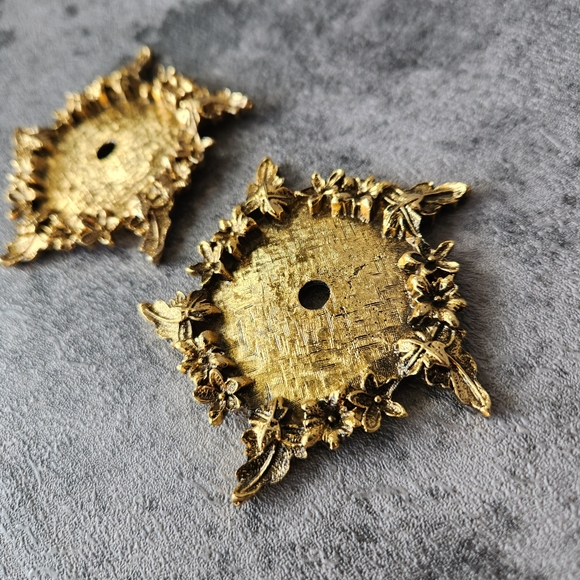 Source Unknown Accents Vintage Gold Plated Ornate Floral